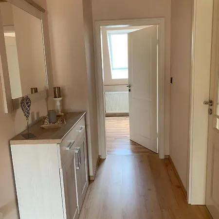 Guhl * מונסטר אים היידקרייס