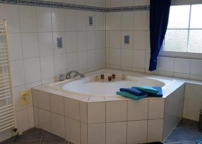 Guhl Проживание в семье *