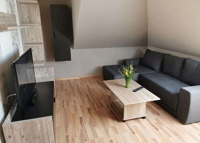 Guhl Проживание в семье